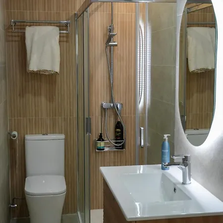 Apartamento De 2 A 200m De La Playa